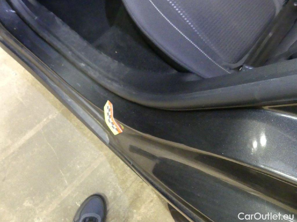 Ford  Focus  Turnier Cool&Connect 1.5 EcoBlue 88KW AT8 E6dT #16