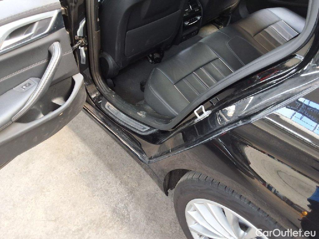 Bmw  Serie 5 Baureihe 5 Touring 520 d Luxury Line 2.0 140KW AT8 E6d #58