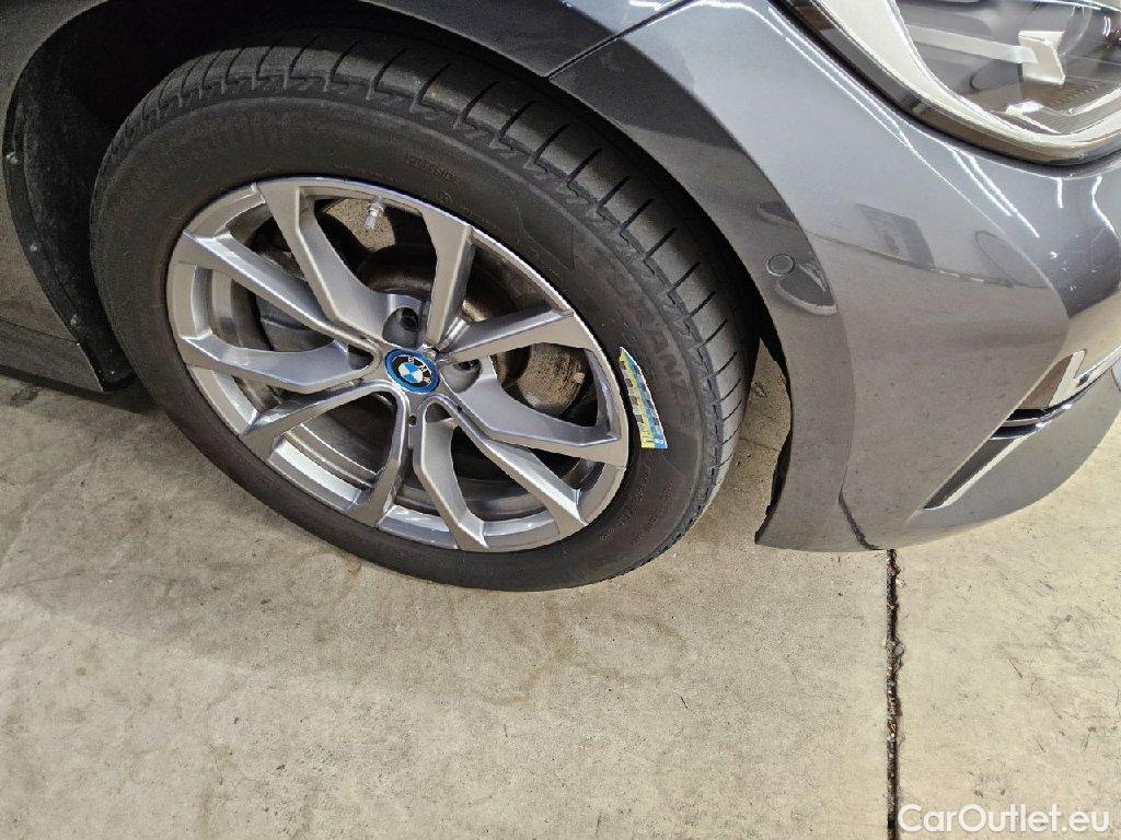 Bmw  Serie 3 Baureihe 3 Lim. 320 e Luxury Line 2.0 150KW AT8 E6d #24