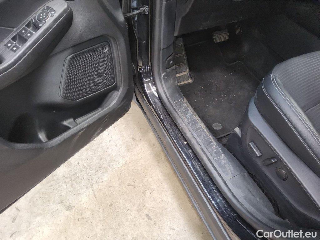 Ford  Kuga  Plug-In Hybrid Titanium X 2.5 165KW ATV E6d #144
