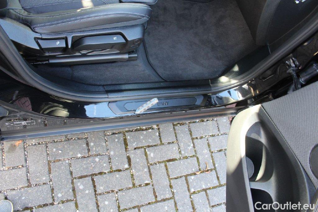Bmw  X3 Baureihe  xDrive 30 e Advantage 2.0 215KW AT8 E6d #23