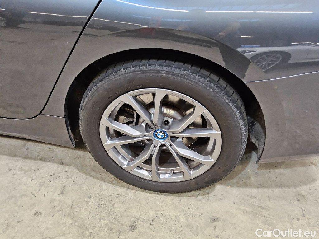 Bmw  Serie 3 Baureihe 3 Lim. 320 e Luxury Line 2.0 150KW AT8 E6d #33