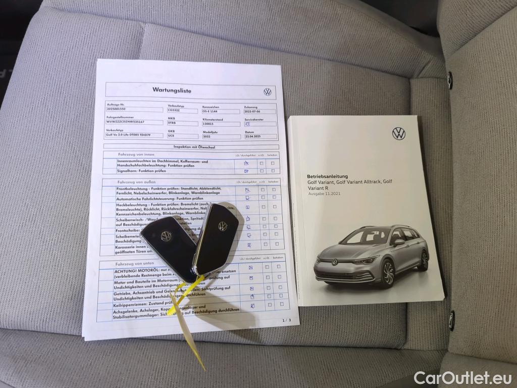 Volkswagen  Golf  VIII Variant Life 2.0 TDI 85KW AT7 E6d #2
