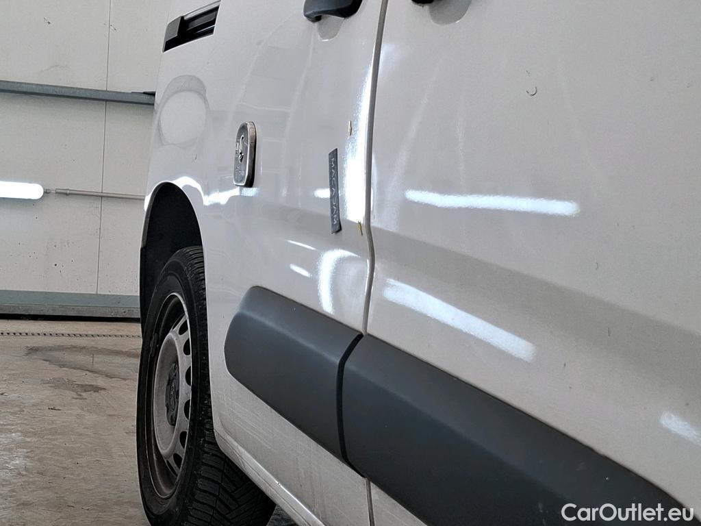 Citroen  Berlingo  Fourgon Driver M 1000 1.5 BlueHDi 100CV BVM5 E6dT #18