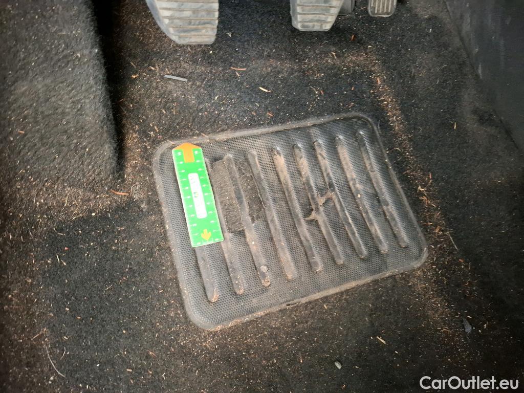 Citroen  C3  Shine Business 1.2 PureTech 80CV BVM5 E6 #7