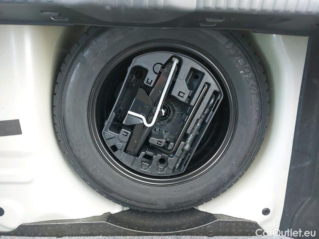 Citroen  C3 CITROEN  / 2016 / 5P / Berline PureTech 110 S&S BVM Shine Business #12