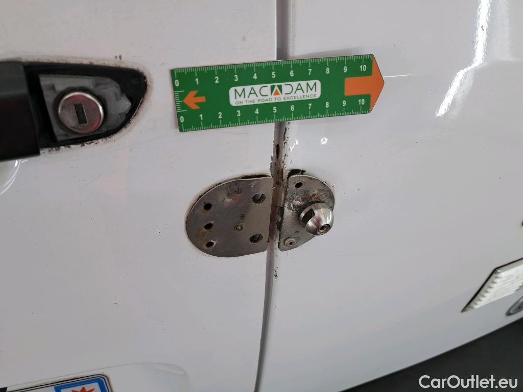 Citroen  Berlingo  Fourgon Club M 650 1.5 BlueHDi 100CV BVM5 E6dT #2