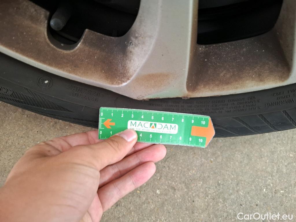 Citroen  C3  Shine Business 1.2 PureTech 80CV BVM5 E6 #27