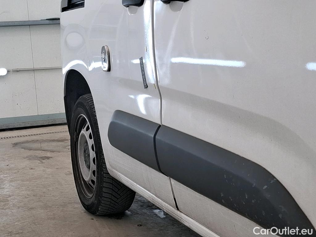 Citroen  Berlingo  Fourgon Driver M 1000 1.5 BlueHDi 100CV BVM5 E6dT #24