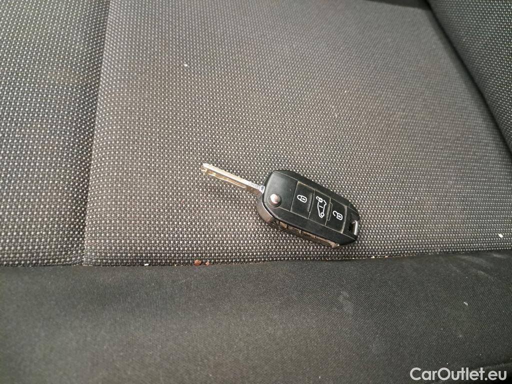 Citroen  Berlingo  Fourgon Club M 650 1.5 BlueHDi 100CV BVM5 E6dT #12