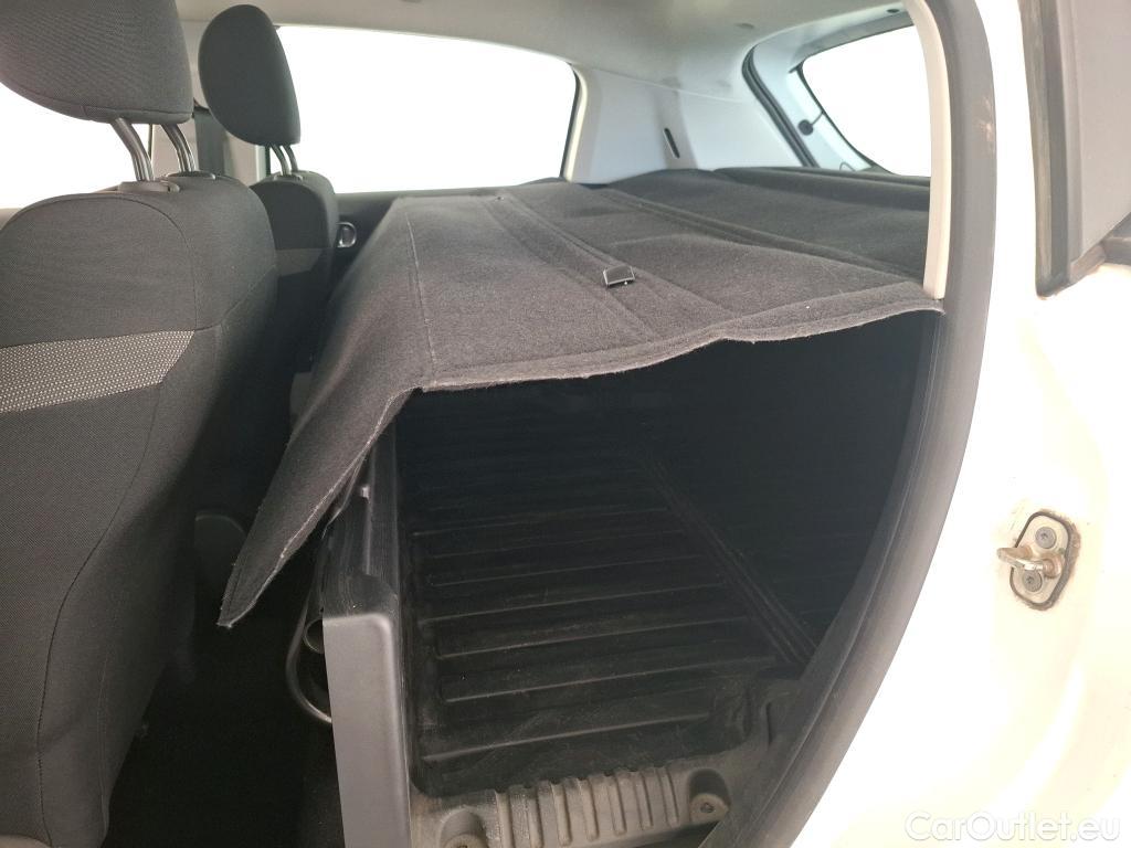 Citroen  C3  Société Feel 1.5 BlueHDI 100CV BVM6 E6dT #9