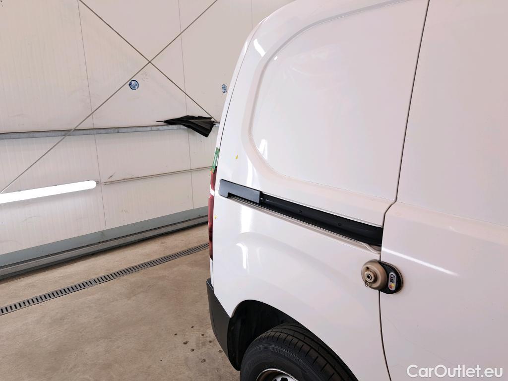 Citroen  Berlingo  Fourgon Club M 650 1.5 BlueHDi 100CV BVM5 E6dT #8