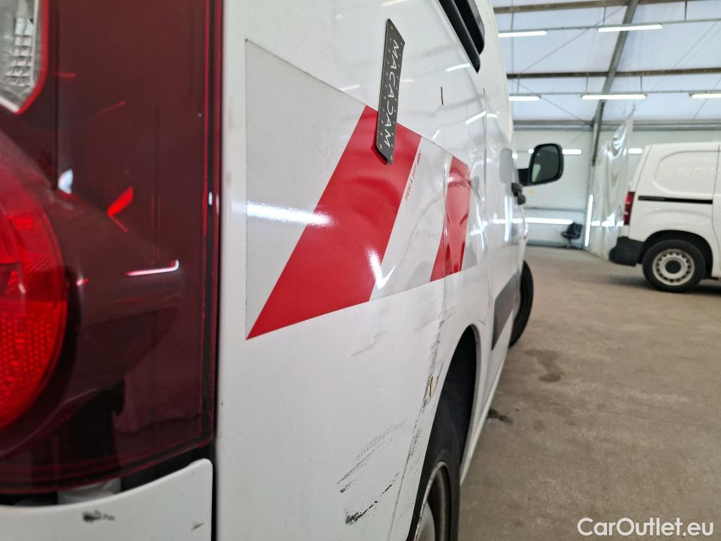 Citroen  Berlingo  Fourgon Confort L1 (Court) 1.6 BlueHDi 100CV BVM5 E6 #12