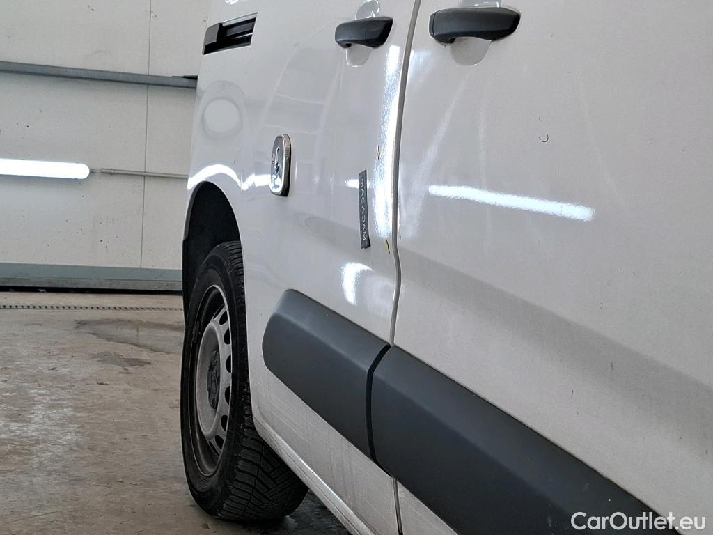 Citroen  Berlingo  Fourgon Driver M 1000 1.5 BlueHDi 100CV BVM5 E6dT #20