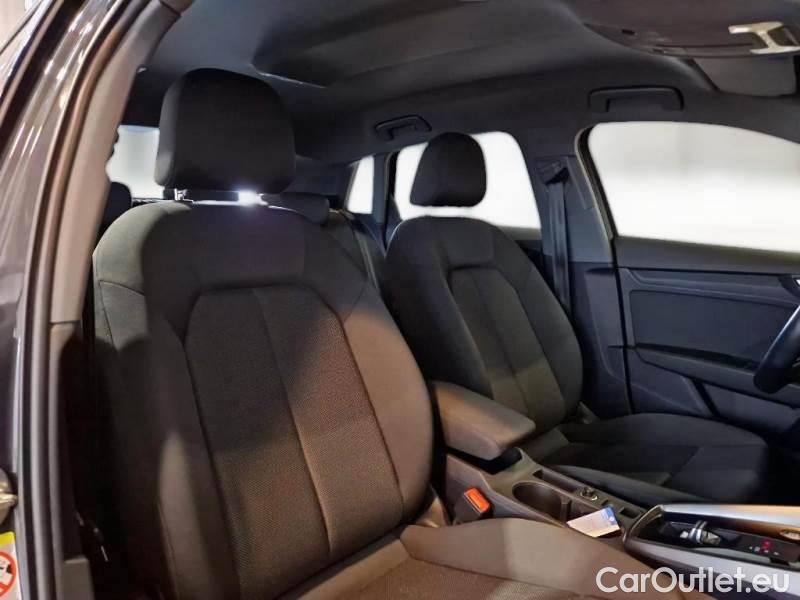 Audi  A3 AUDI  / 2020 / 5P / BERLINA 35 TDI S TRONIC BUSINESS S.BACK #13