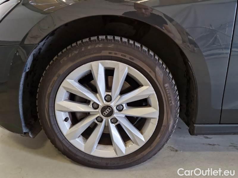 Audi  A3 AUDI  / 2020 / 5P / BERLINA 35 TDI S TRONIC BUSINESS S.BACK #83