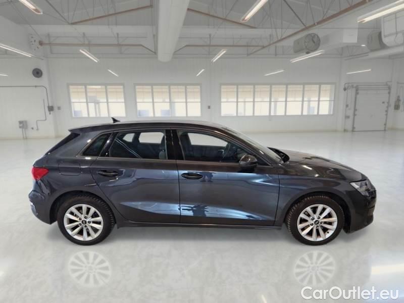 Audi  A3 AUDI  / 2020 / 5P / BERLINA 35 TDI S TRONIC BUSINESS S.BACK #7