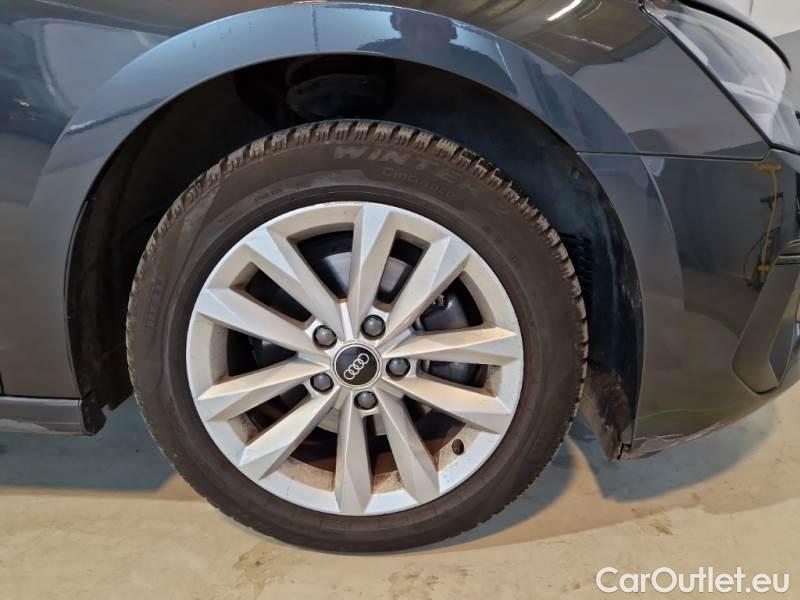 Audi  A3 AUDI  / 2020 / 5P / BERLINA 35 TDI S TRONIC BUSINESS S.BACK #77