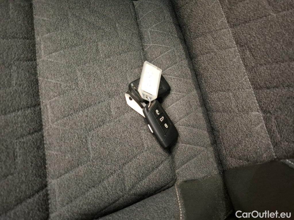 Volkswagen  Passat  Break Business 2.0 TDI 120CV BVA7 E6d #12