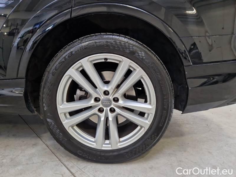 Audi  Q7 AUDI  / 2019 / 5P / SUV 3.0 45 TDI QUATTRO TIPTRONIC SPORT #21