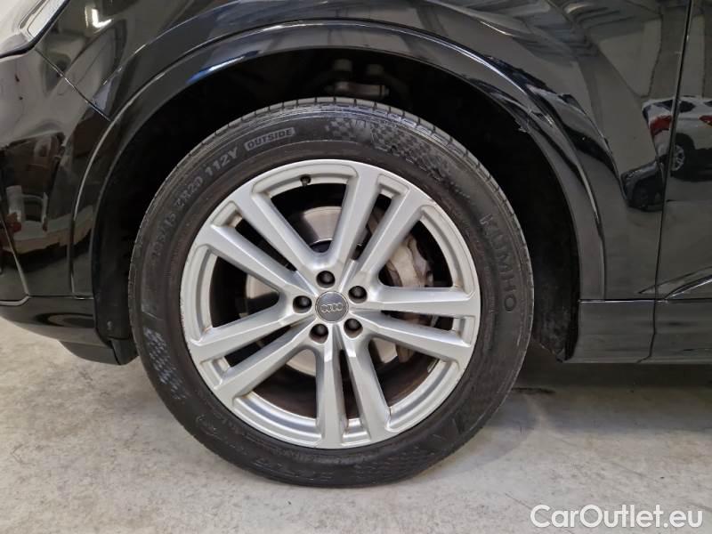 Audi  Q7 AUDI  / 2019 / 5P / SUV 3.0 45 TDI QUATTRO TIPTRONIC SPORT #22
