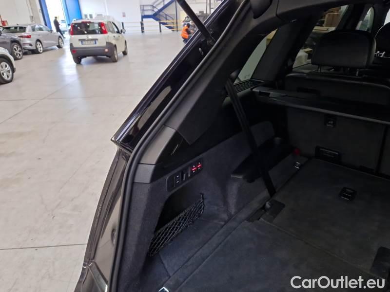 Audi  Q7 AUDI  / 2019 / 5P / SUV 3.0 45 TDI QUATTRO TIPTRONIC SPORT #140