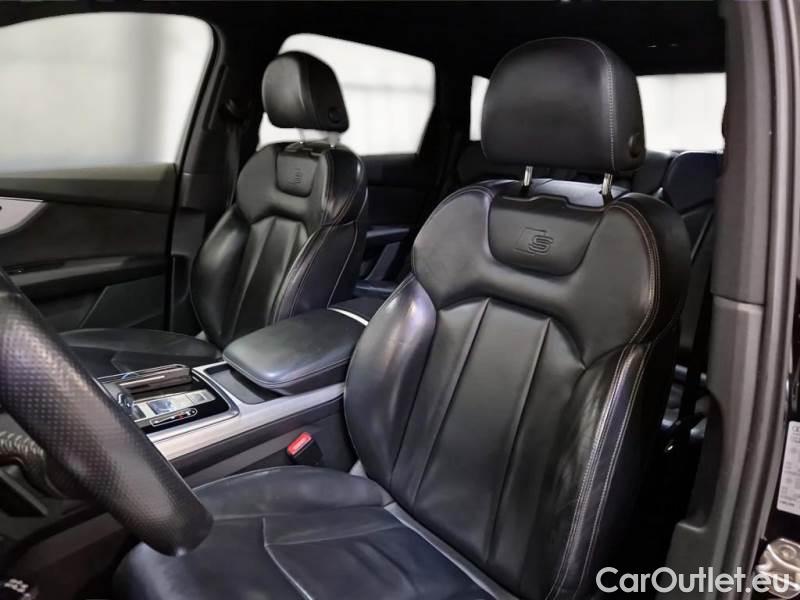 Audi  Q7 AUDI  / 2019 / 5P / SUV 3.0 45 TDI QUATTRO TIPTRONIC SPORT #11