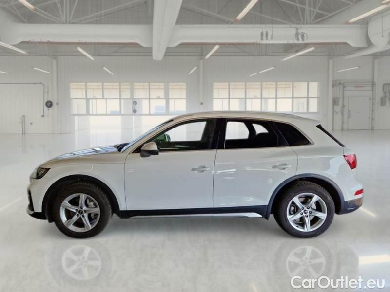 Audi  Q5 AUDI  / 2020 / 5P / SUV 35 TDI BUSINESS ADVANCED S TRONIC #8