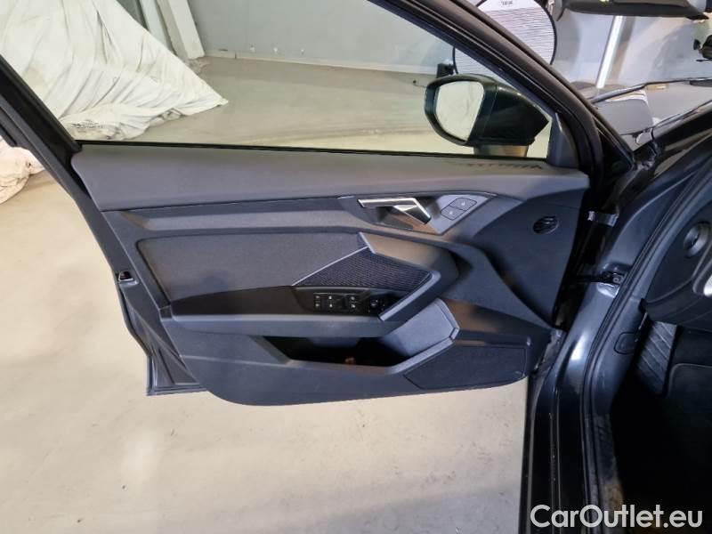 Audi  A3 AUDI  / 2020 / 5P / BERLINA 35 TDI S TRONIC BUSINESS S.BACK #85