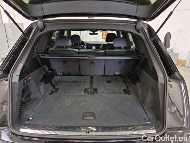 Audi  Q7 AUDI  / 2019 / 5P / SUV 3.0 45 TDI QUATTRO TIPTRONIC SPORT #133