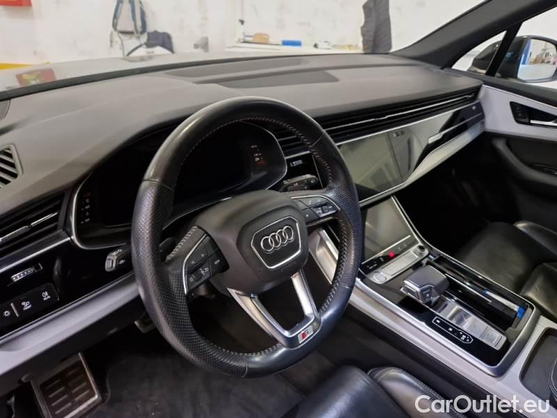 Audi  Q7 AUDI  / 2019 / 5P / SUV 3.0 45 TDI QUATTRO TIPTRONIC SPORT #123