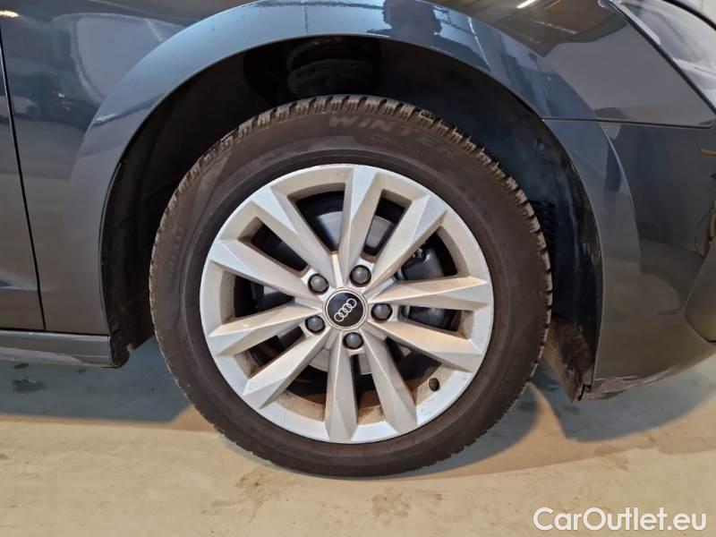 Audi  A3 AUDI  / 2020 / 5P / BERLINA 35 TDI S TRONIC BUSINESS S.BACK #17