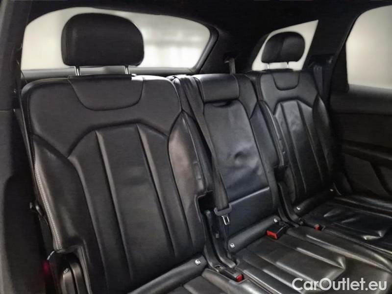 Audi  Q7 AUDI  / 2019 / 5P / SUV 3.0 45 TDI QUATTRO TIPTRONIC SPORT #15