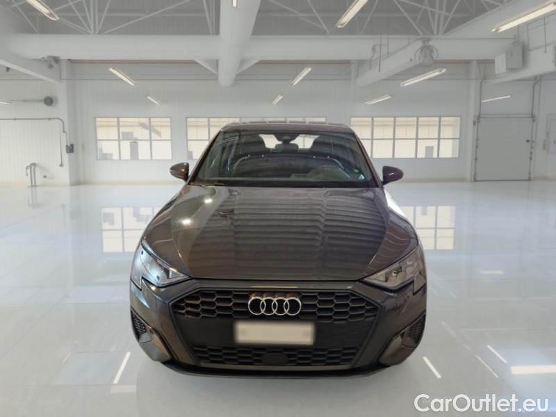 Audi  A3 AUDI  / 2020 / 5P / BERLINA 35 TDI S TRONIC BUSINESS S.BACK #6