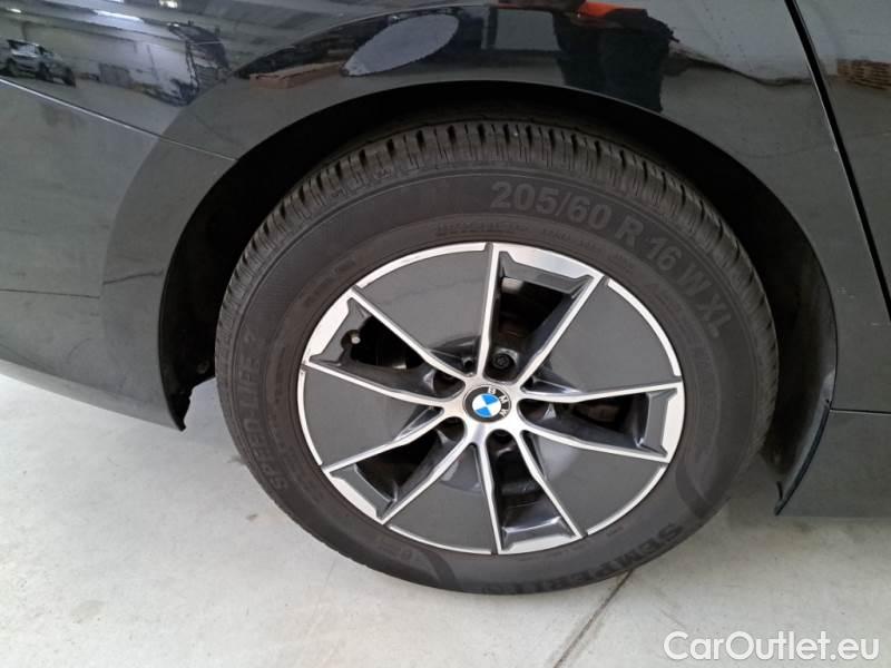 Bmw  Serie 3 BMW  / 2018 / 4P / BERLINA 318D BUSINESS ADVANTAGE AUTOMATICA #18