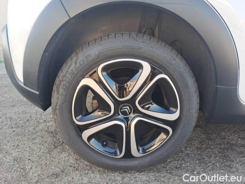 Citroen  C3 CITROEN  / 2020 / 5P / BERLINA BLUEHDI 100 SeS FEEL PACK #18