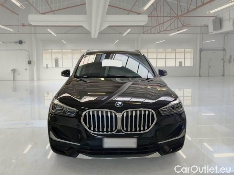 Bmw  X1 BMW  / 2019 / 5P / SUV SDRIVE 16D XLINE #6