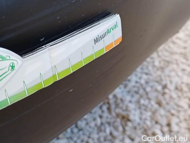 Citroen  C3 CITROEN  AIRCROSS / 2017 / 5P / SUV PURETECH 130 SeS SHINE EAT6 #25