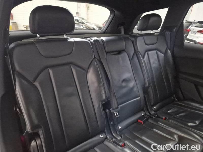 Audi  Q7 AUDI  / 2019 / 5P / SUV 3.0 45 TDI QUATTRO TIPTRONIC SPORT #156