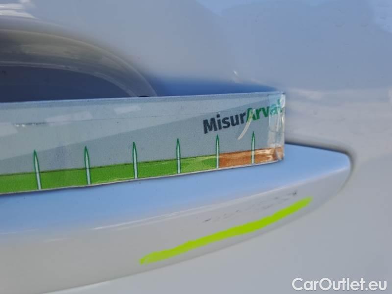 Citroen  C3 CITROEN  / 2020 / 5P / BERLINA BLUEHDI 100 SeS FEEL PACK #41