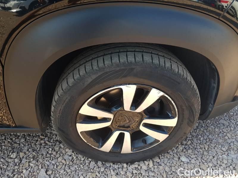 Citroen  C3 CITROEN  AIRCROSS / 2017 / 5P / SUV PURETECH 110 SeS SHINE #17