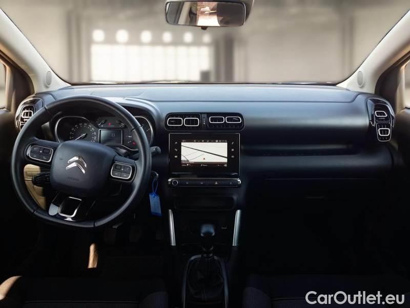 Citroen  C3 CITROEN  AIRCROSS / 2017 / 5P / SUV PURETECH 110 SeS SHINE #3
