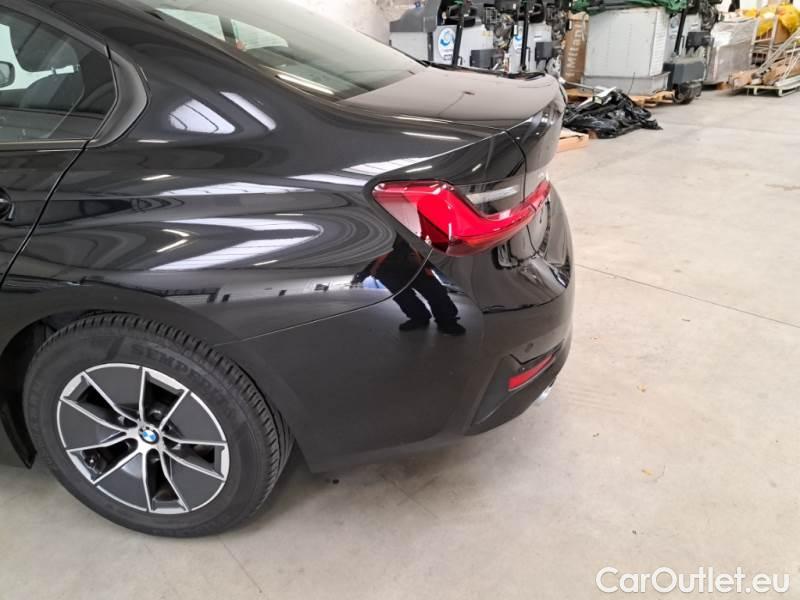 Bmw  Serie 3 BMW  / 2018 / 4P / BERLINA 318D BUSINESS ADVANTAGE AUTOMATICA #59