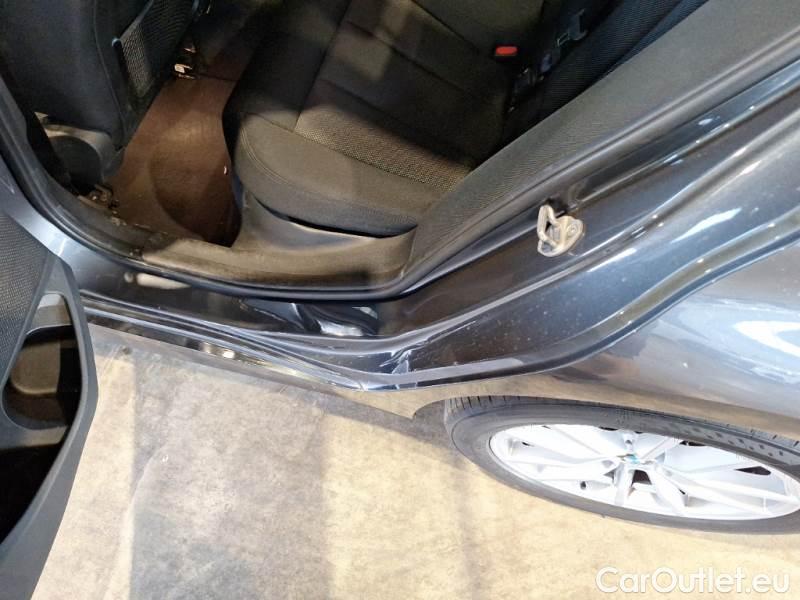 Bmw  Serie 3 BMW  / 2018 / 4P / BERLINA 320D 48V BUSINESS ADVANTAGE AUTO #117