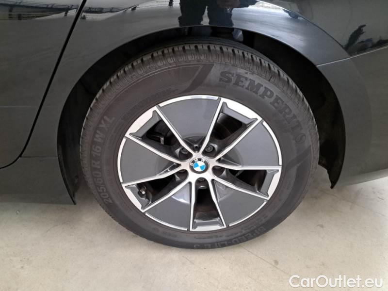 Bmw  Serie 3 BMW  / 2018 / 4P / BERLINA 318D BUSINESS ADVANTAGE AUTOMATICA #19