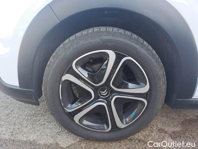 Citroen  C3 CITROEN  / 2020 / 5P / BERLINA BLUEHDI 100 SeS FEEL PACK #20