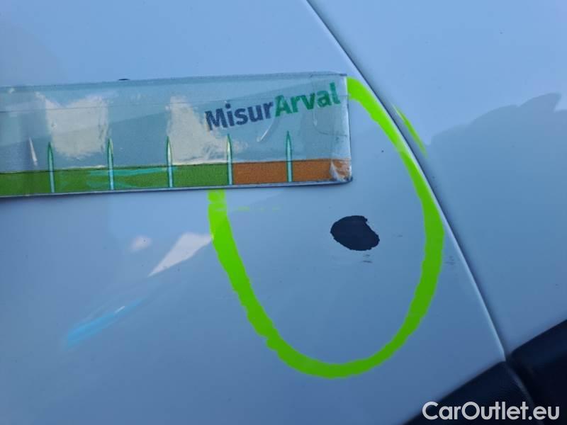 Citroen  C3 CITROEN  / 2020 / 5P / BERLINA BLUEHDI 100 SeS FEEL PACK #28