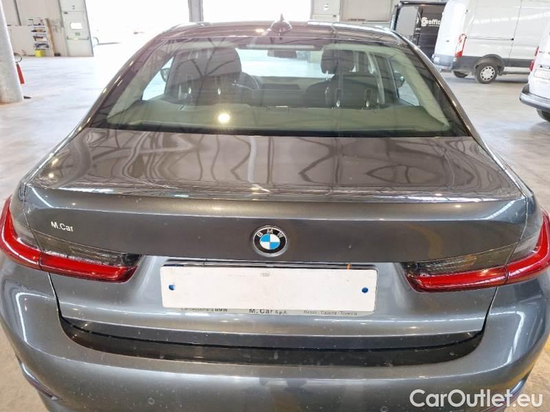 Bmw  Serie 3 BMW  / 2018 / 4P / BERLINA 320D 48V BUSINESS ADVANTAGE AUTO #68