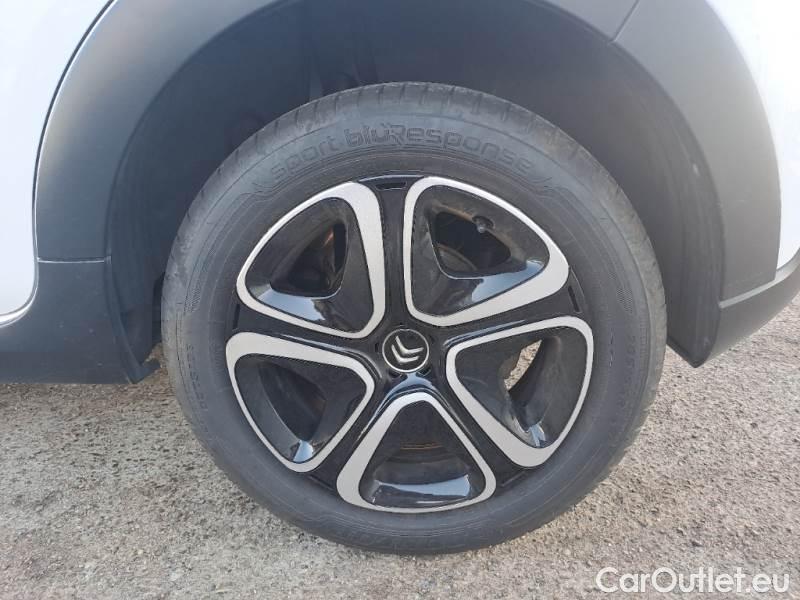 Citroen  C3 CITROEN  / 2020 / 5P / BERLINA BLUEHDI 100 SeS FEEL PACK #19