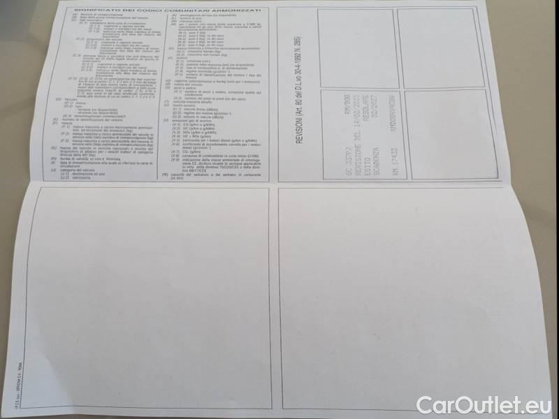 Citroen  C3 CITROEN  AIRCROSS / 2017 / 5P / SUV PURETECH 130 SeS SHINE EAT6 #57